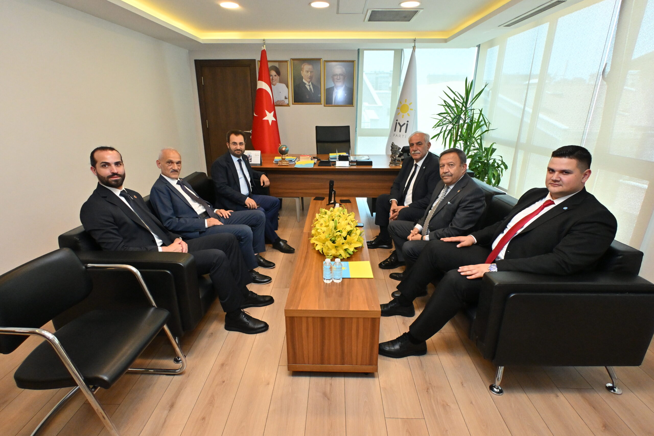 İYİ Parti, bayramlaşma programını sürdürüyor