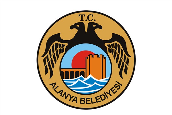 Alanya’da ruhsatsız turizm tesisinde yangın