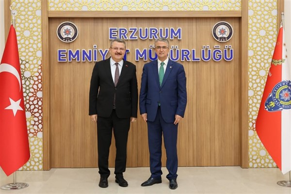 MHP’li Aydın’dan Erzurum Emniyet Müdürlüğü’nde ziyaret