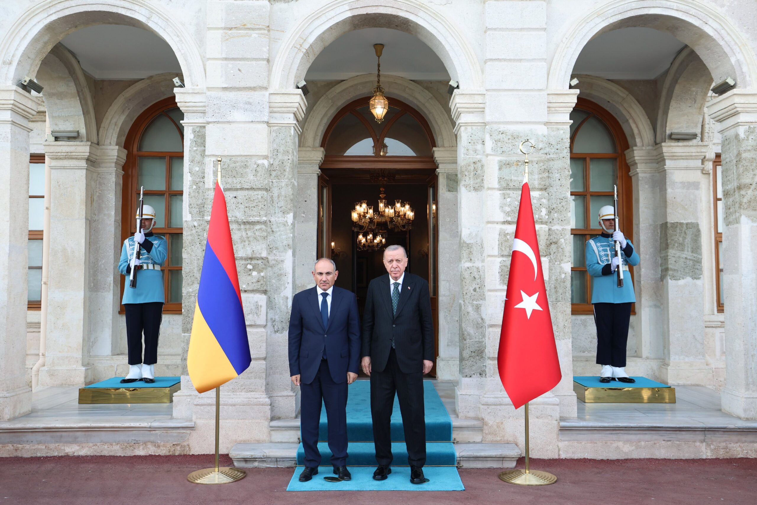 Cumhurbaşkanı Erdoğan, Ermenistan Başbakanı Paşinyan’ı kabul etti