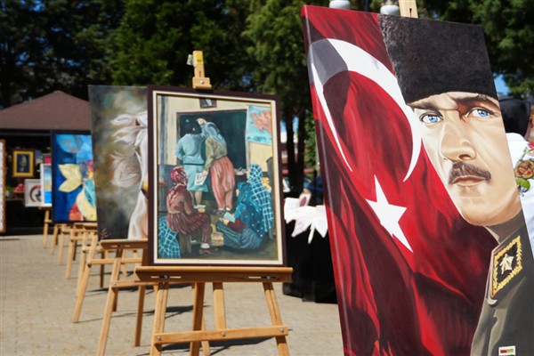 “Elimizdeki Emek, Düzce BELMEK” sergisi açıldı