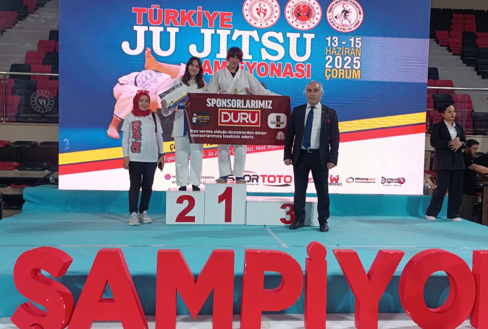 Ayşegül Ay’dan Türkiye Şampiyonası’nda çifte altın madalya