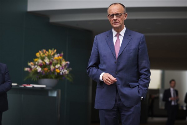 Merz: İran’ın nükleer programıyla ilgili bir anlaşmayı hızla müzakere etmesi gerekiyor