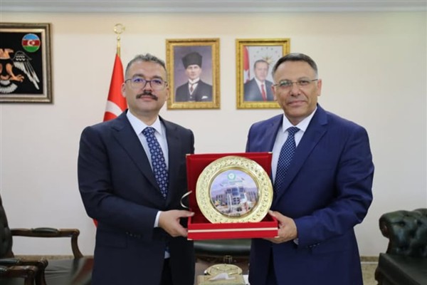 Prof. Dr. Gürel’den Vali Turan’a ziyaret