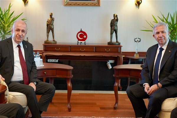 Zafer Partisi Genel Başkanı Özdağ, Başkan Yavaş’ı ziyaret etti