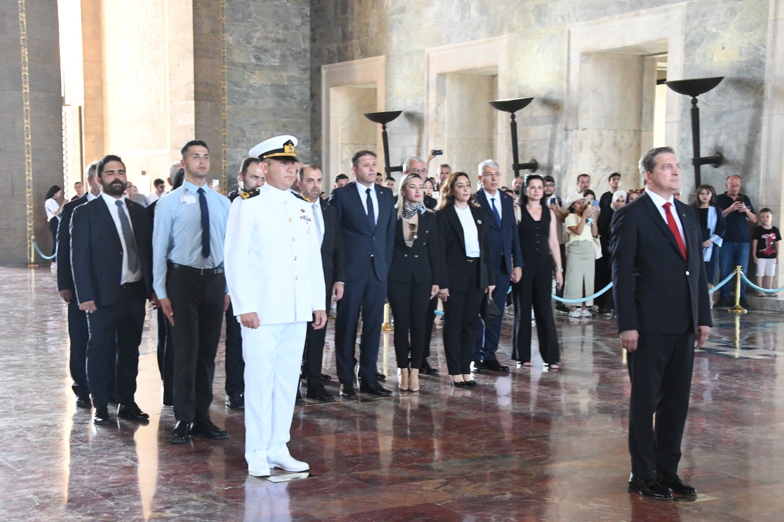 BALKANTÜRKSİAD’dan Anıtkabir’e ziyaret
