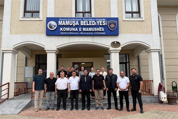 Başkan Aydın, Kosova’da ziyaretlerlerini sürdürüyor