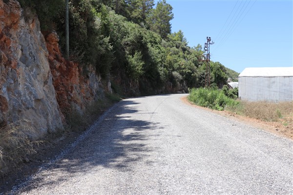 Gazipaşa Belediyesi’nden Beyobası Mahallesi’ne hizmet