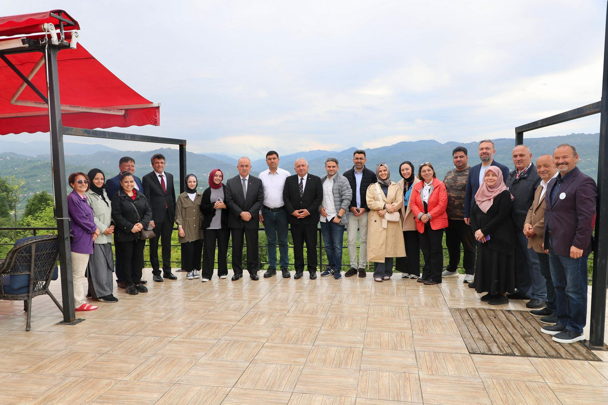 Vali Erol, ulusal basın temsilcileriyle bir araya geldi