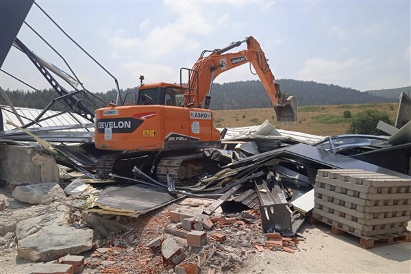 Nilüfer Belediyesi’nden kaçak yapılaşmayla mücadele