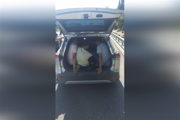 Sakarya’da 9 kaçak göçmen yakalandı