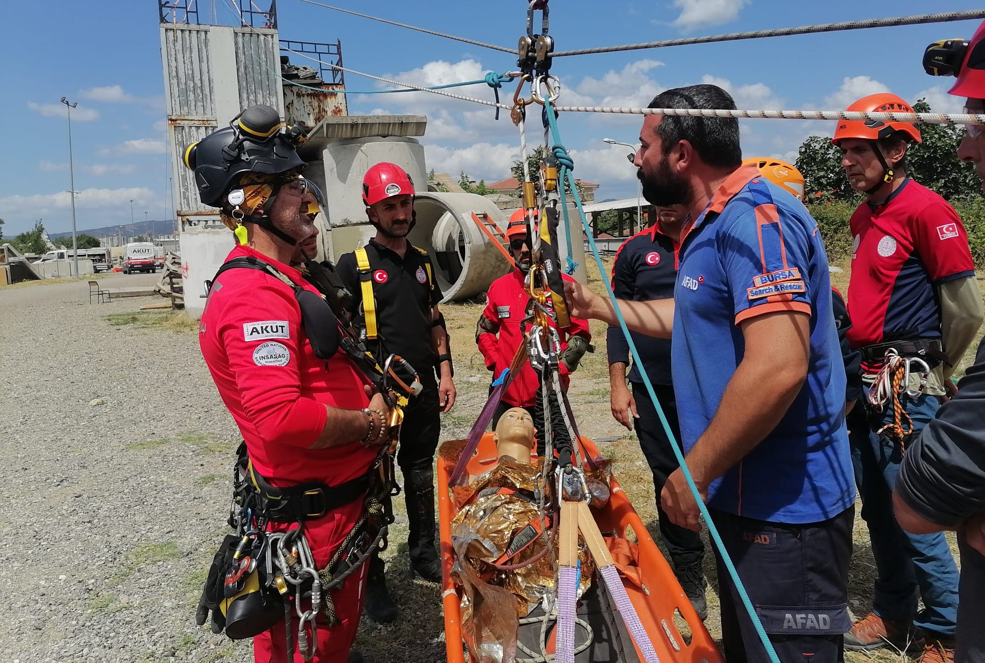 Orhangazi Belediyesi Arama Kurtarma Ekibi, eğitimlerini sürdürüyor