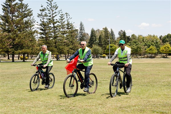 Adana’da sağlıklı bir gelecek için pedallar döndü