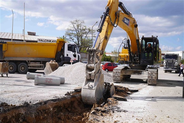 Karacaören Sanayi Sitesi’nin altyapısı yenileniyor