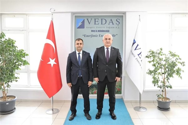 Muş Valisi Çakır’dan VEDAŞ İl Müdürü Çelebi’ye ziyareti