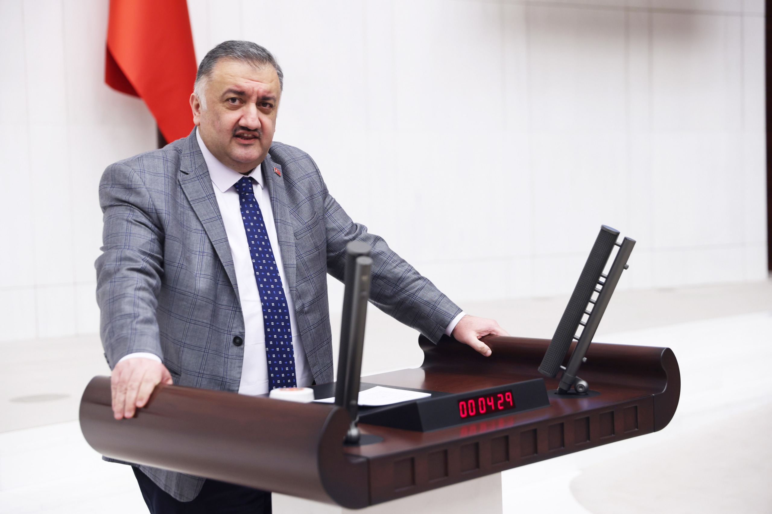 Karal: Aydın’da tarım alanlarının sadece yarısına su verilmesi kabul edilemez