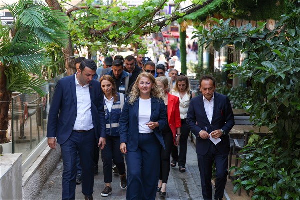Bakırköy’de yol sorunları çözülüyor