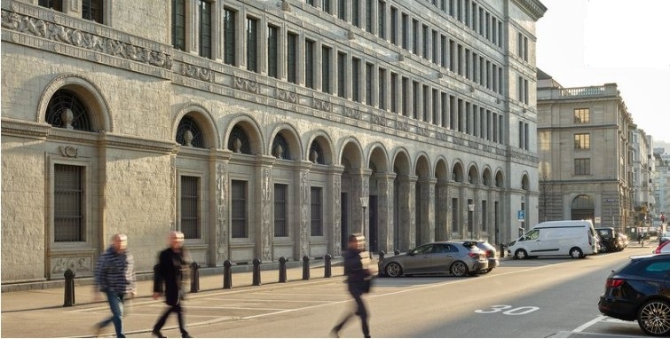 İsviçre Merkez Bankası politika faizini “yüzde sıfır” düzeyine düşürdü