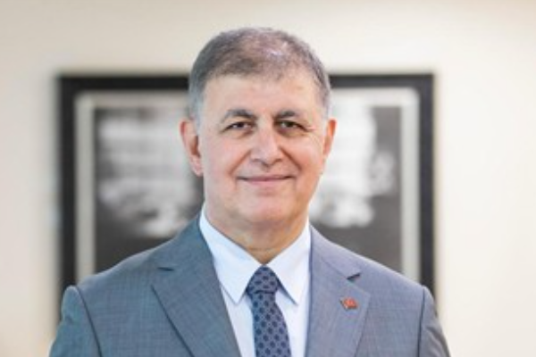 Başkan Tugay, Örnekköy’deki kentsel dönüşüm alanını ziyaret etti