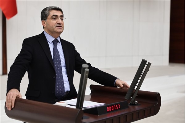 DEVA Partili Ekmen: Kıyılar vatandaşın hakkıdır, ticarileştirilemez