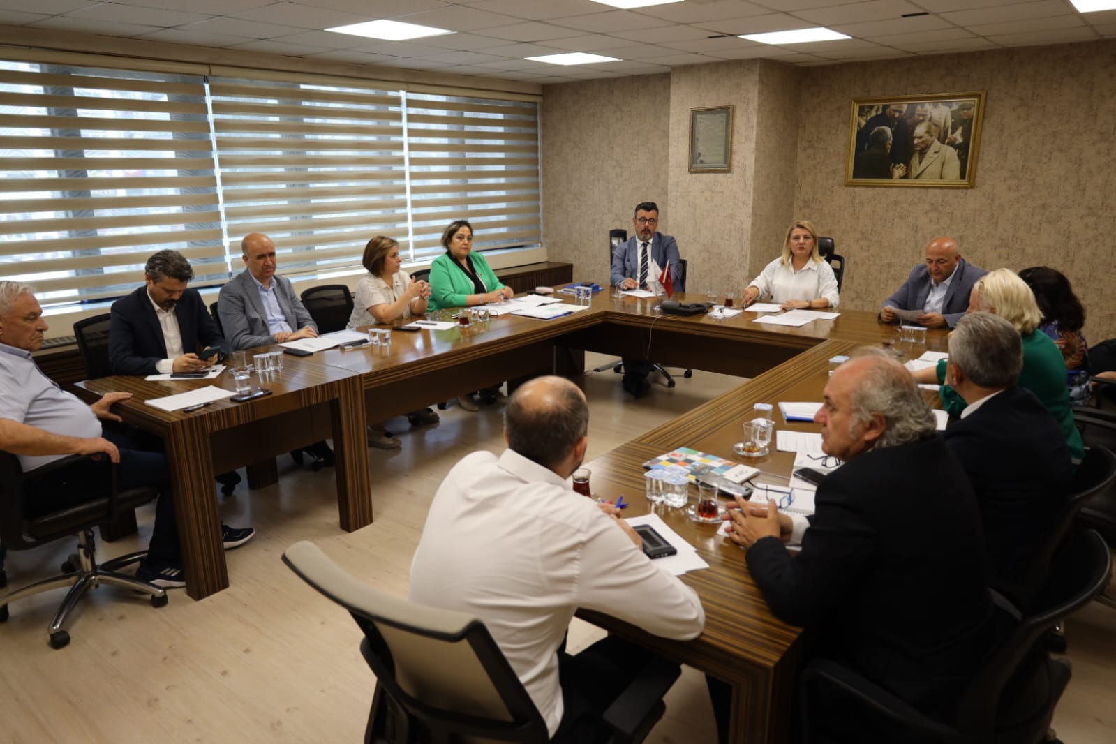 İzmit Belediyesinde yeni başkan yardımcılarının sorumluluk alanları belirlendi