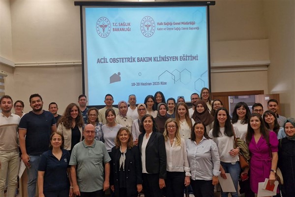 Rize’de Acil Obstetrik Bakım Klinisyen eğitimi gerçekleştirildi