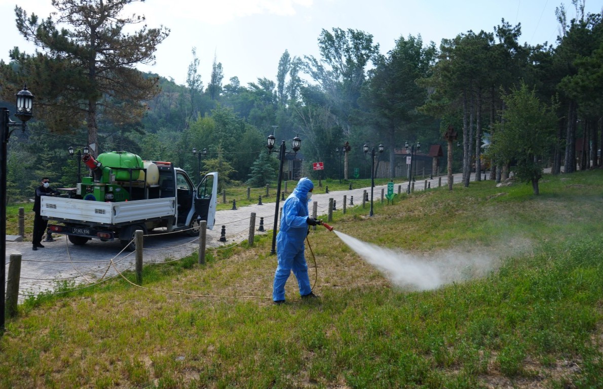 Niğde Belediyesi’nden haşerelere karşı mücadele çalışması