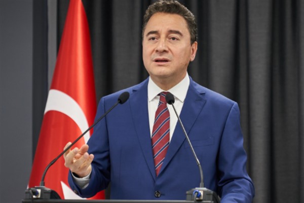 Babacan: Esnaf zor durumda, dükkanlar bir bir kapanıyor