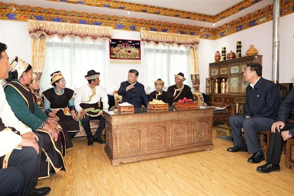 Xi’den Tibet’teki köylülere etnik dayanışmayı sürdürme çağrısı