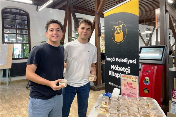 İnegöl Belediyesi’nden öğrencilere moral ikramı