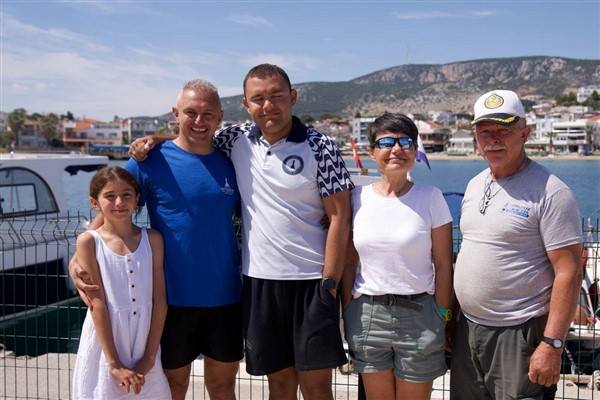 İzmirli sporcu Tuna, Manş yolcusu