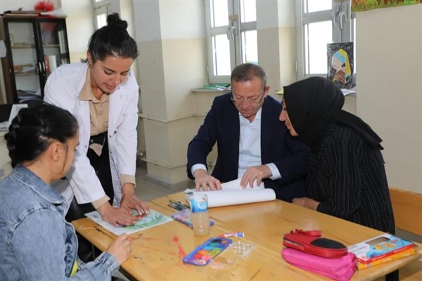 Kars Valisi Polat’tan Dede Korkut Özel Eğitim Meslek Okulu’na ziyaret