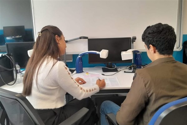 Görme engelli öğrencilere LGS deneme sınavı desteği