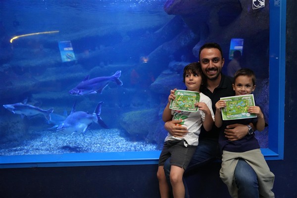 Eskişehir Hayvanat Bahçesi’nden çocuklara karne hediyesi