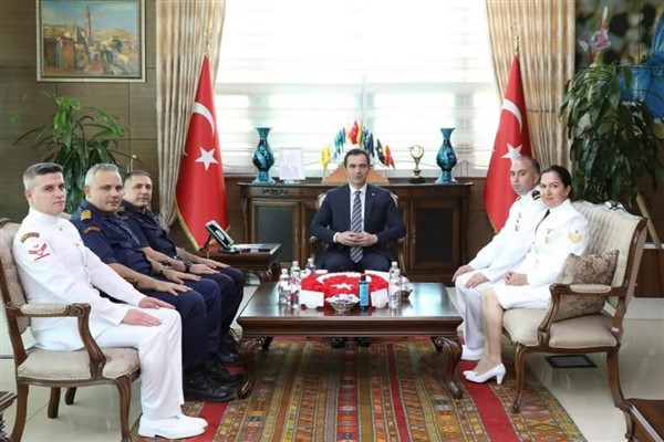 Sahil Güvenlik Komutanlığı heyetinden, Bitlis Valisi Karakaya’ya ziyaret