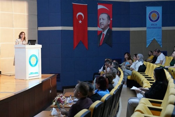 Dicle Üniversitesi’nde Olağan Dışı Kalite Komisyonu Toplantısı gerçekleştirildi