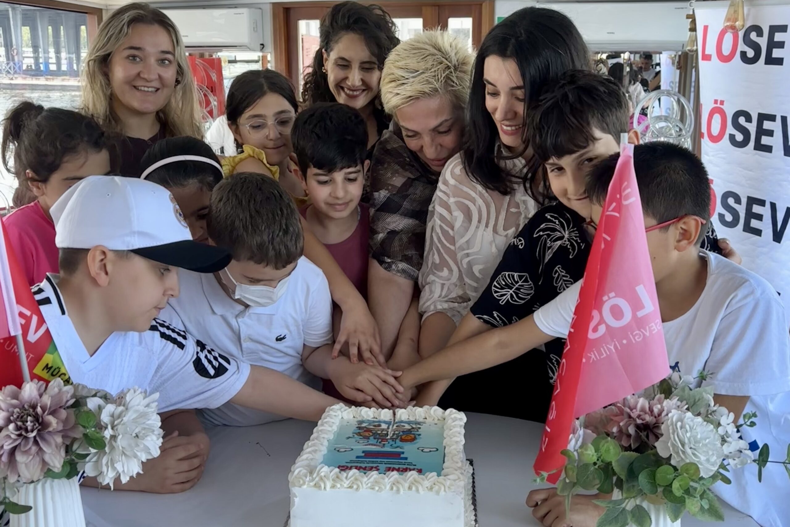 LÖSEV İstanbul’da karne heyecanı