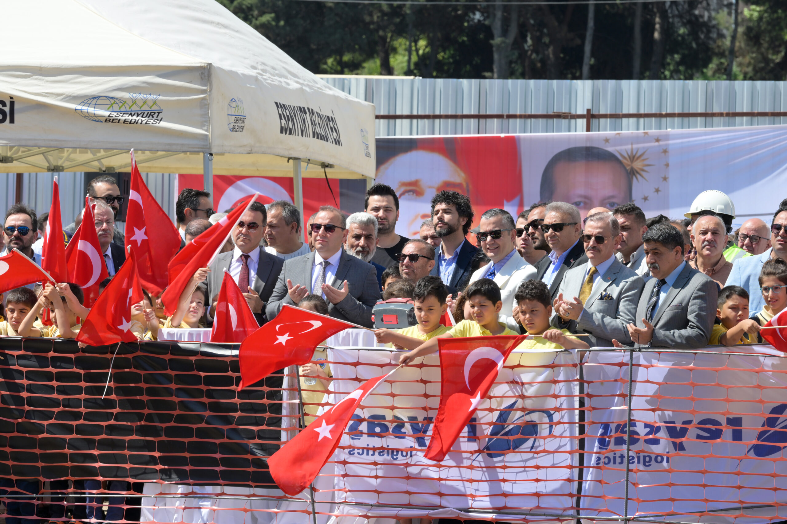 Esenyurt’ta 24 derslikli yeni ilkokulun temeli atıldı