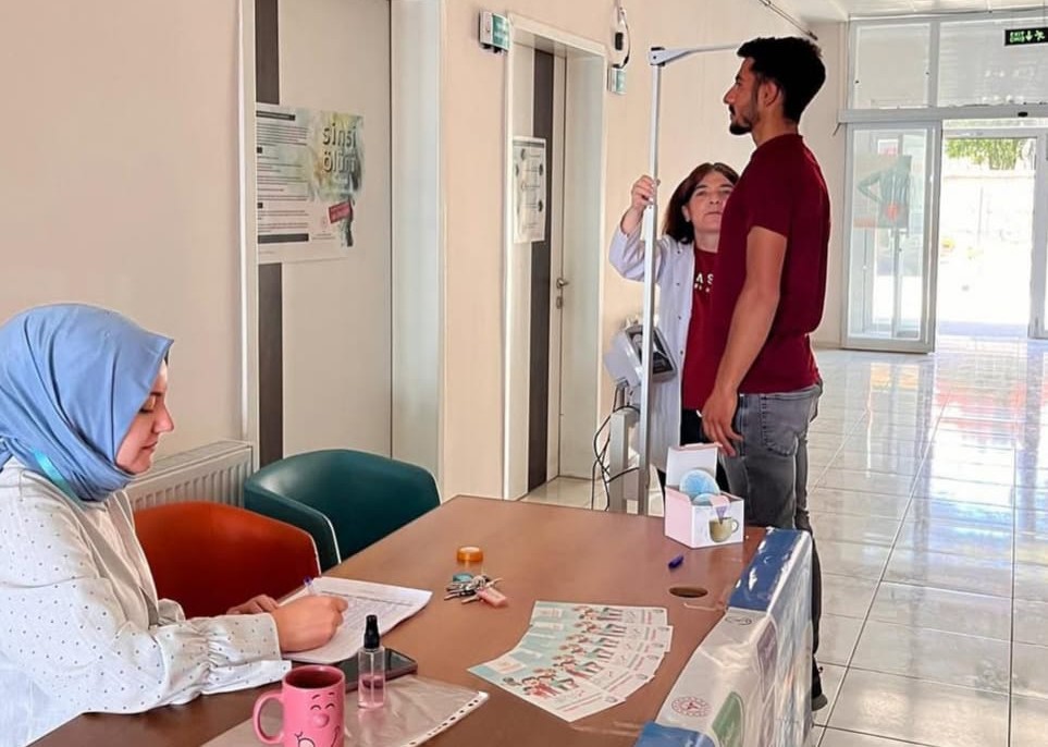 Bitlis’te “İdeal Kilonu Öğren, Sağlıklı Yaşa” kampanyası devam ediyor