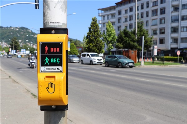 Ordu’da görme ve işitme engelliler için sesli yaya butonu dönemi başladı