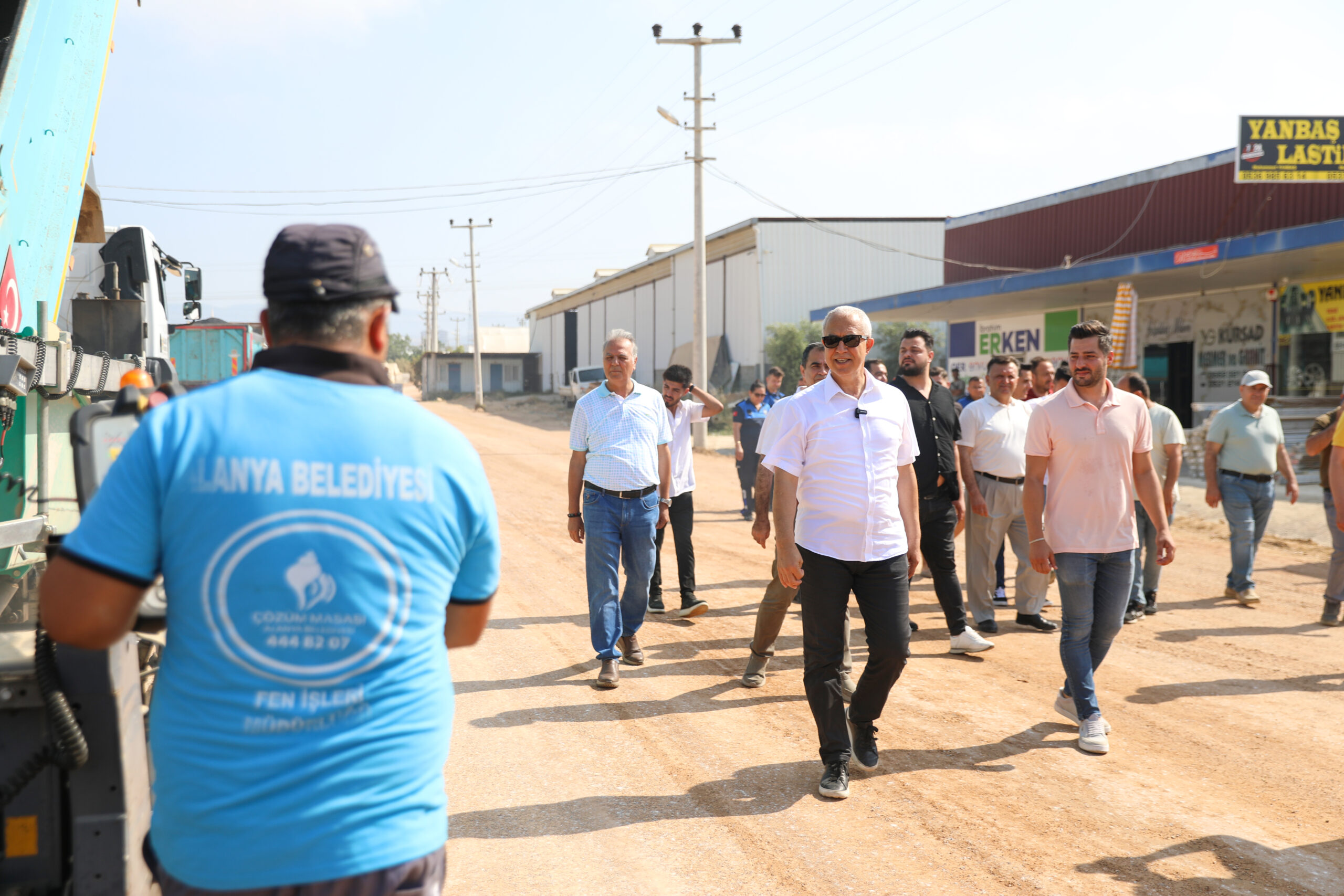 Payallar Mahallesi’nde sıcak asfalt çalışmalarına başlandı