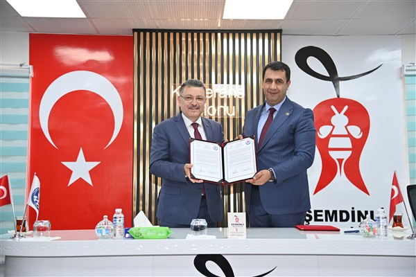 Trabzon ile Hakkari arasında kardeş şehir protokolü imzalandı