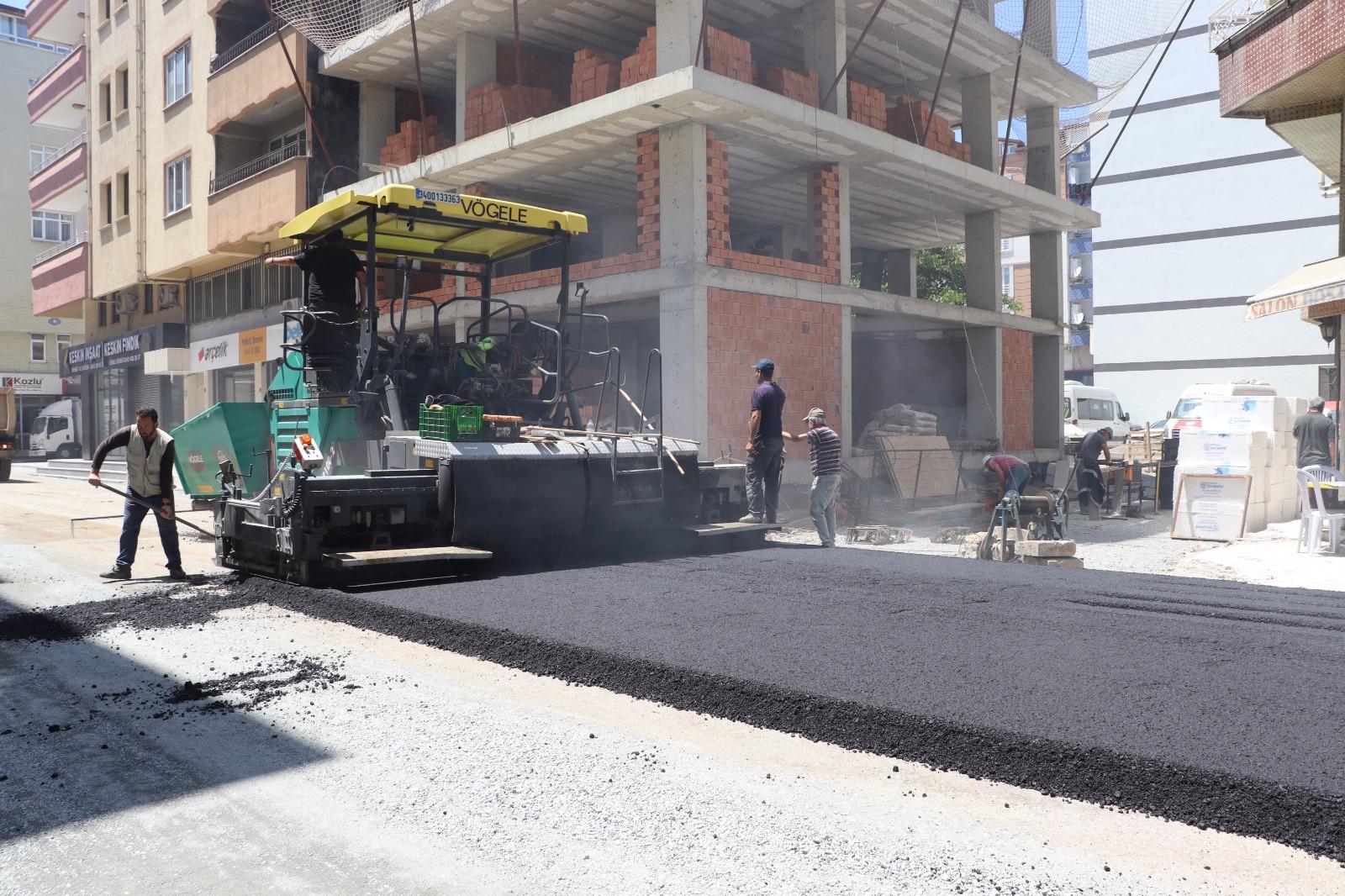 Kaledere Mahallesi’nde asfalt çalışması