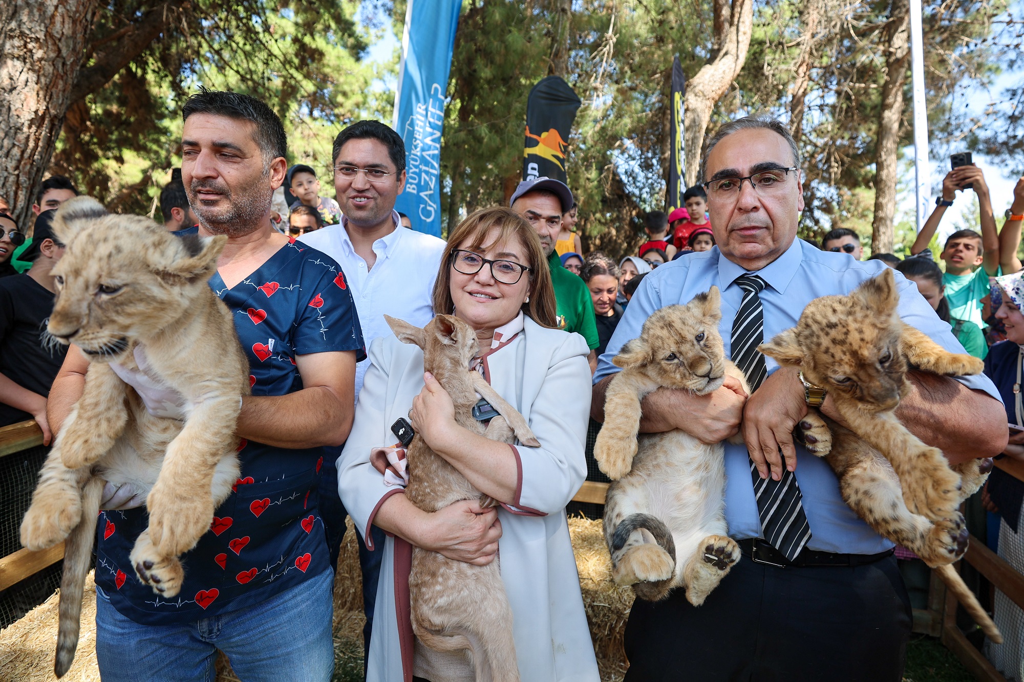 Gaziantep Doğal Yaşam Parkı’nın yeni üyeleri vatandaşlarla bir araya geldi