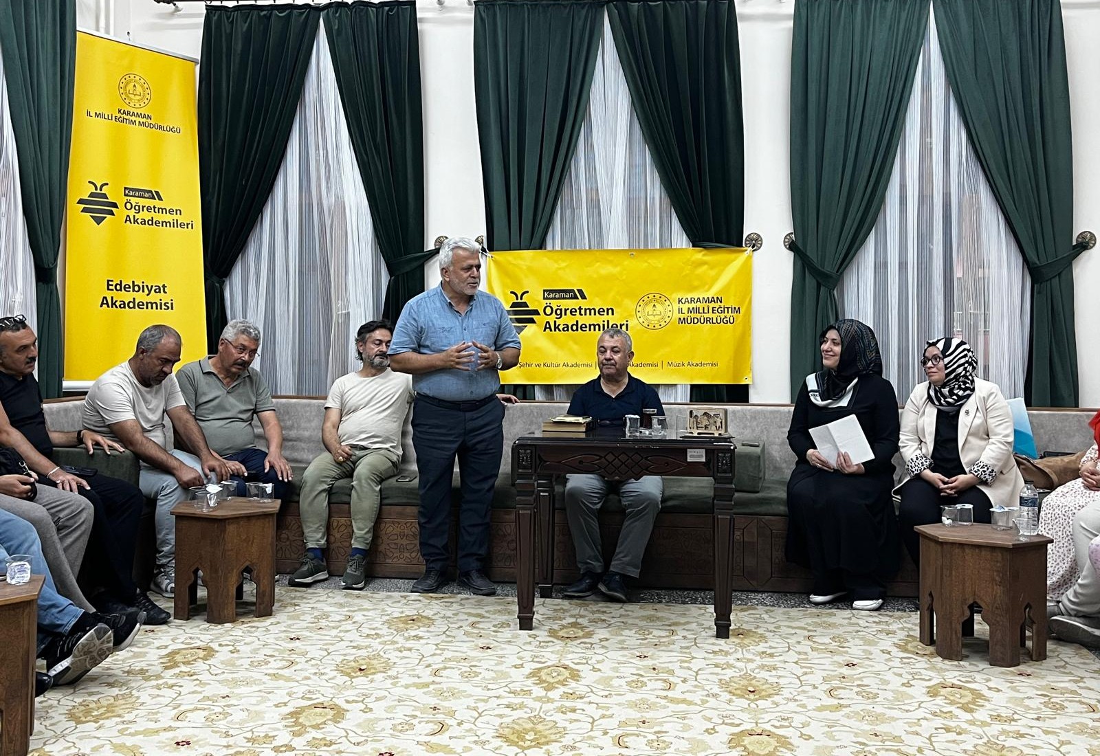 “Neden Sonra Şiir” etkinliği öğretmenlerle buluştu