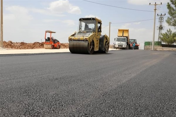 Midyat’ta asfalt serimi tamamlandı