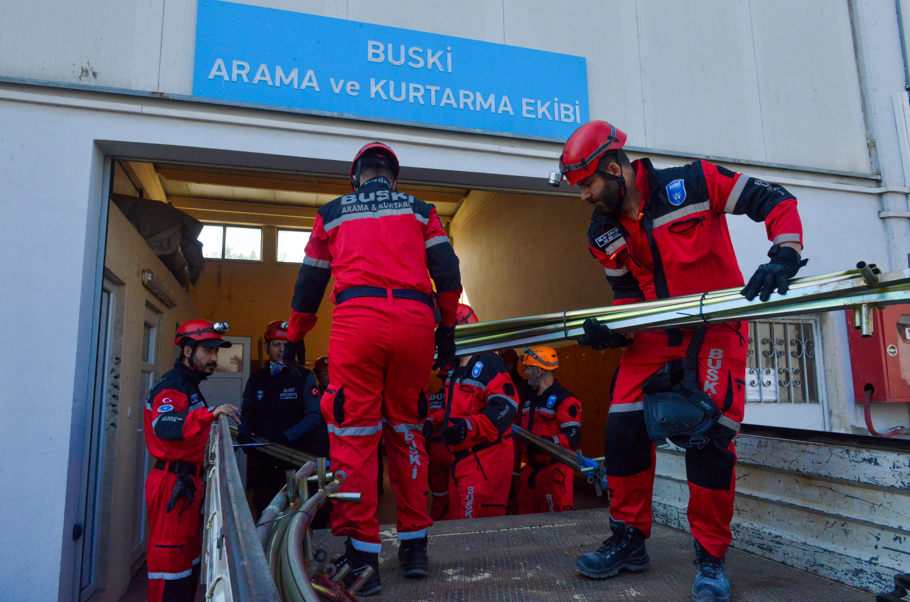 BUSKİ arama ve kurtarma ekibi akredite oldu