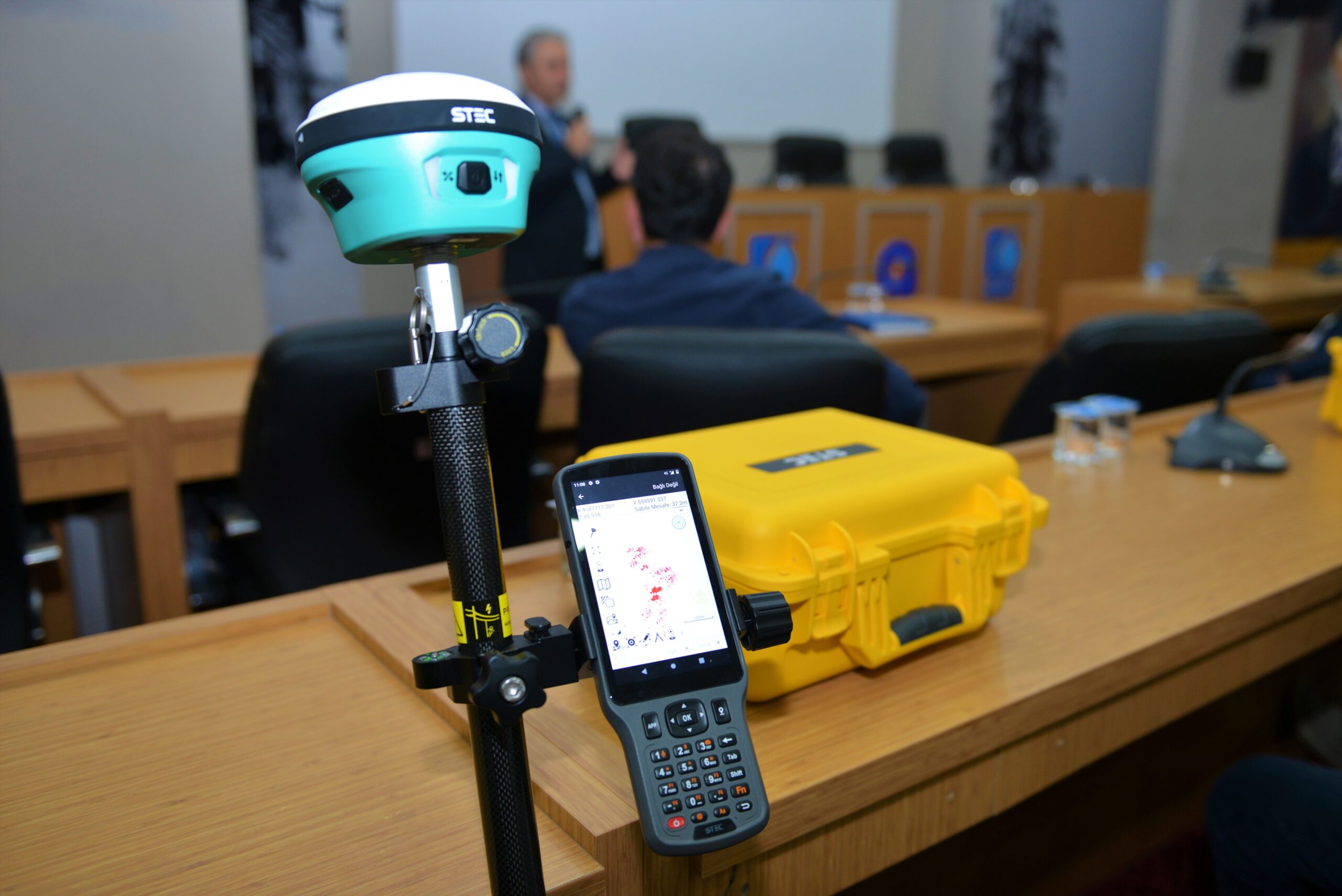 Antalya’da ilçelere 9 adet GPS cihazı dağıtıldı