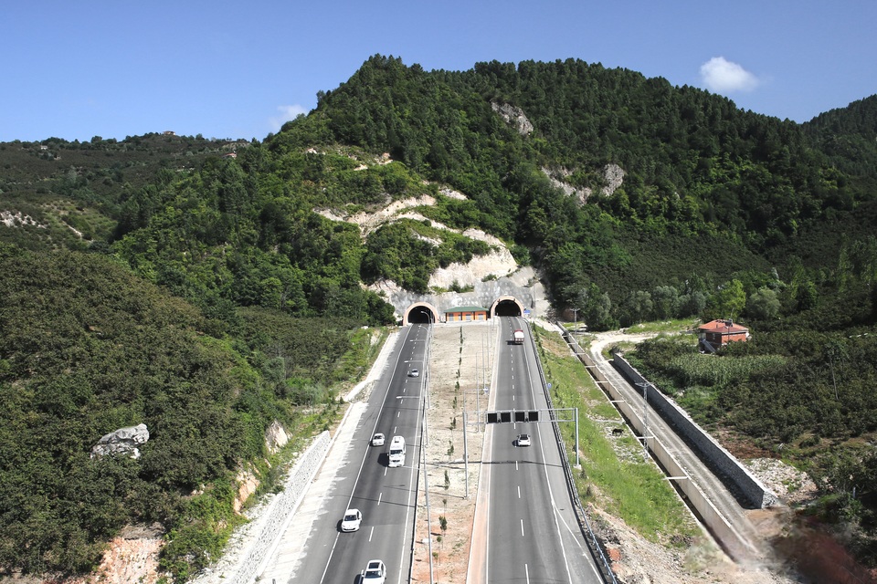 Ünye Yunus Emre Tüneli’nin sağ tüpünde çalışmalara başlanacak