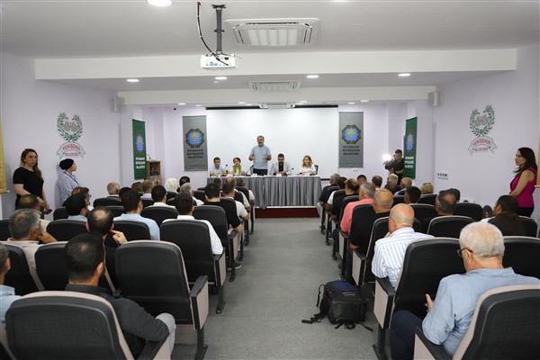 Eş Başkan Hatun, Yenişehir’de mahalle muhtarları buluşmasına katıldı